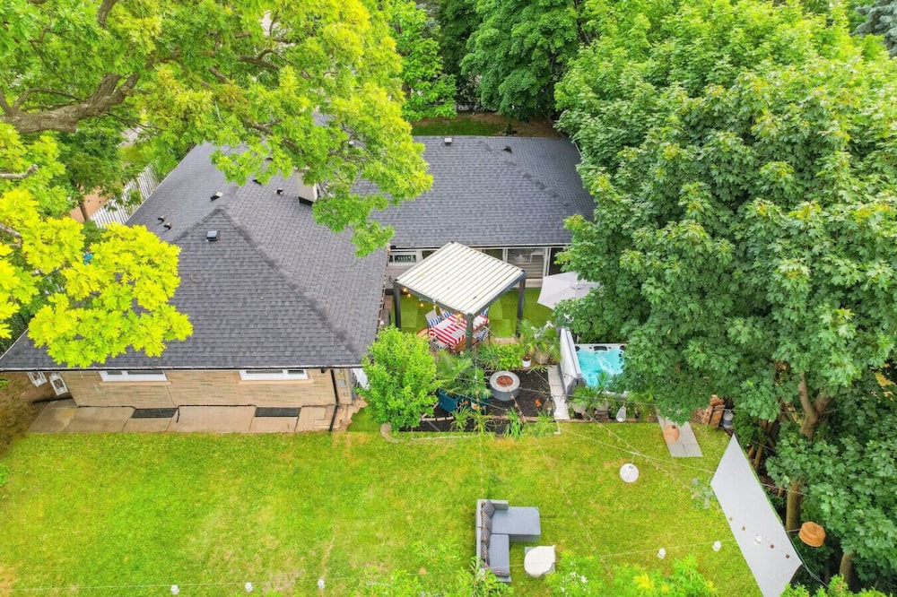 Photo of Outdoor in Etobicoke
