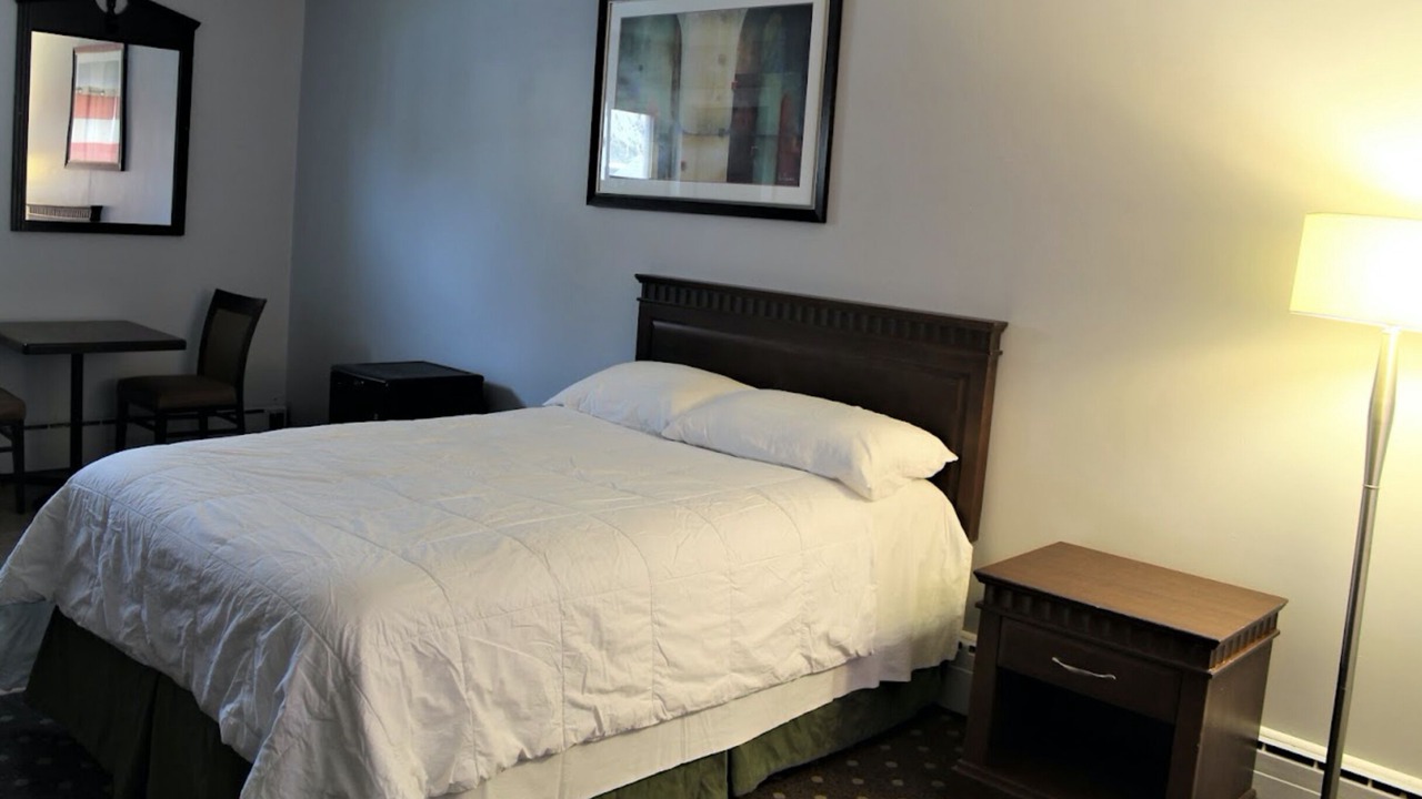Photo of Bedroom in Sarnia