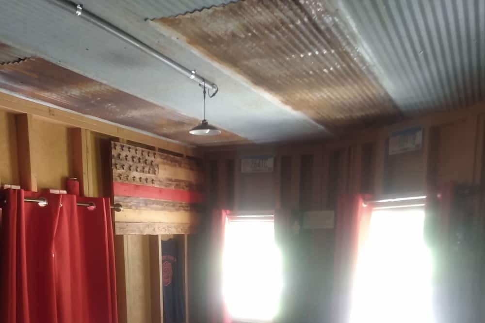Photo of Livingroom in Brook Park