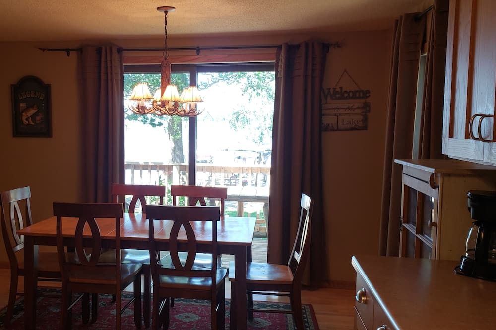 Photo of Kitchen in Isle