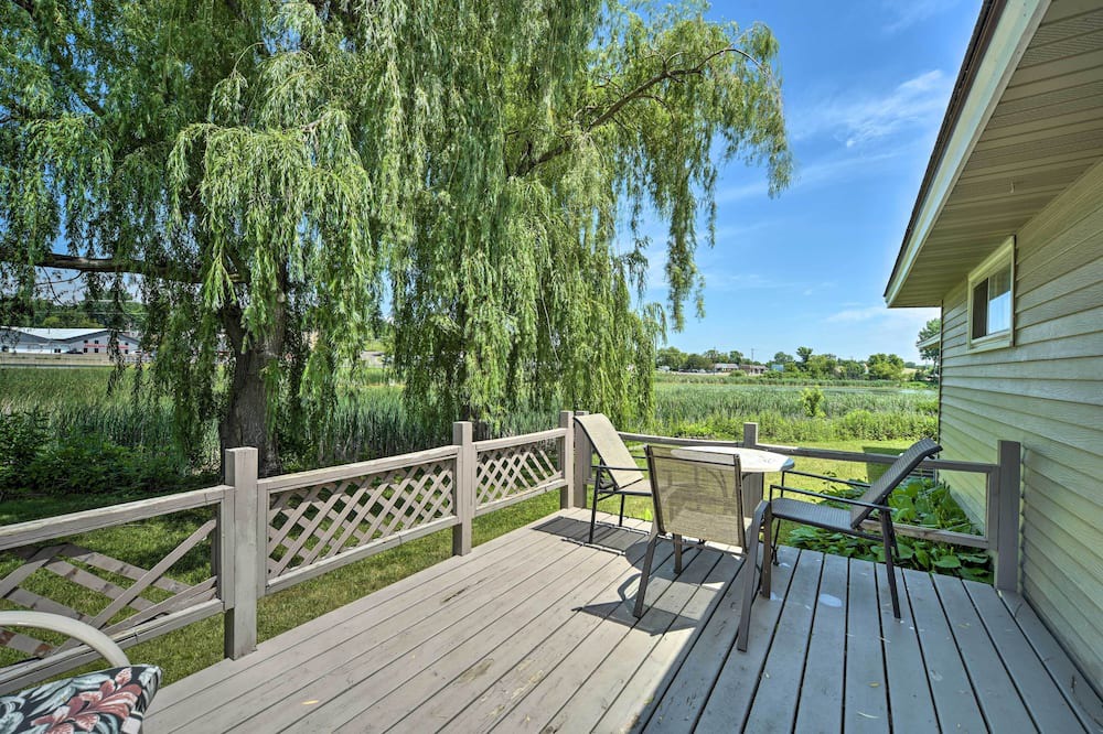 Photo of Patio Balcony in Lindstrom