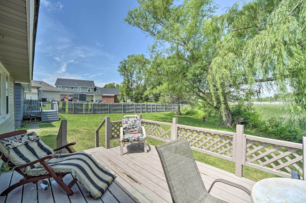 Photo of Patio Balcony in Lindstrom