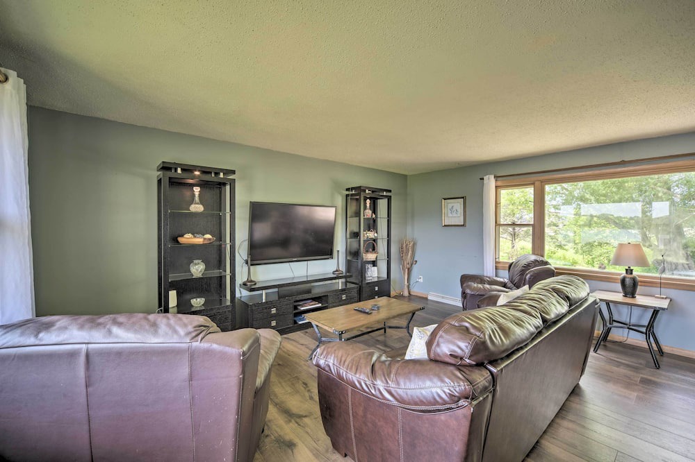 Photo of Bedroom in Lindstrom