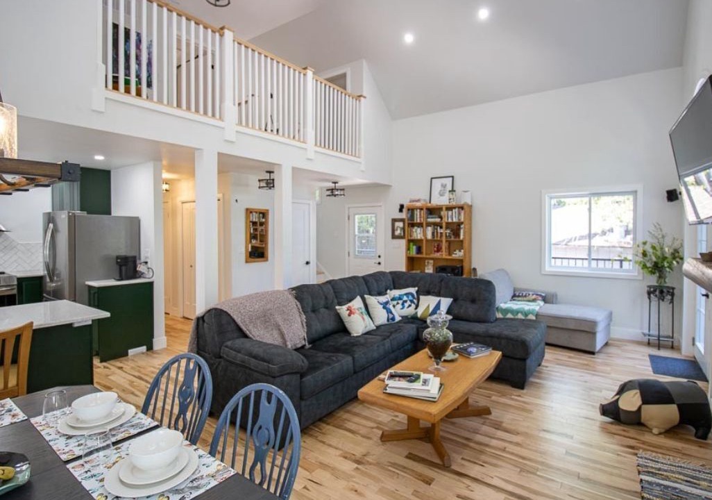 Photo of Livingroom in Kemble