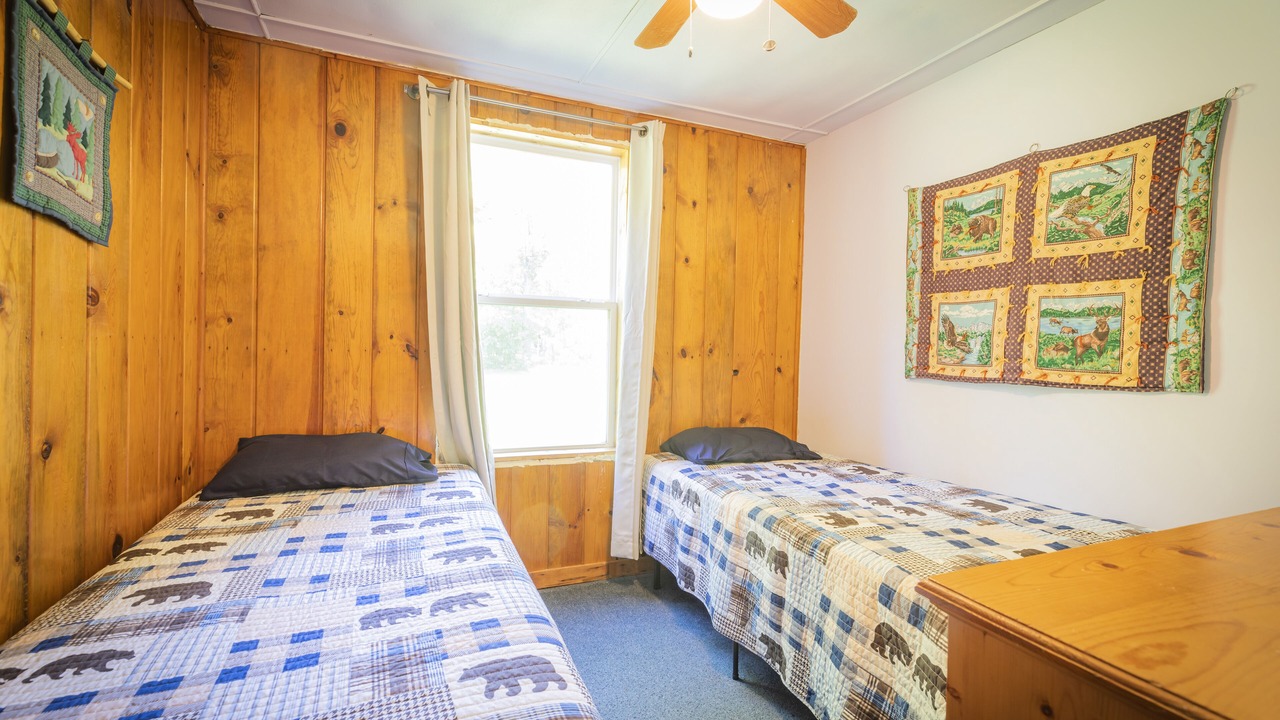 Photo of Bedroom in Walker