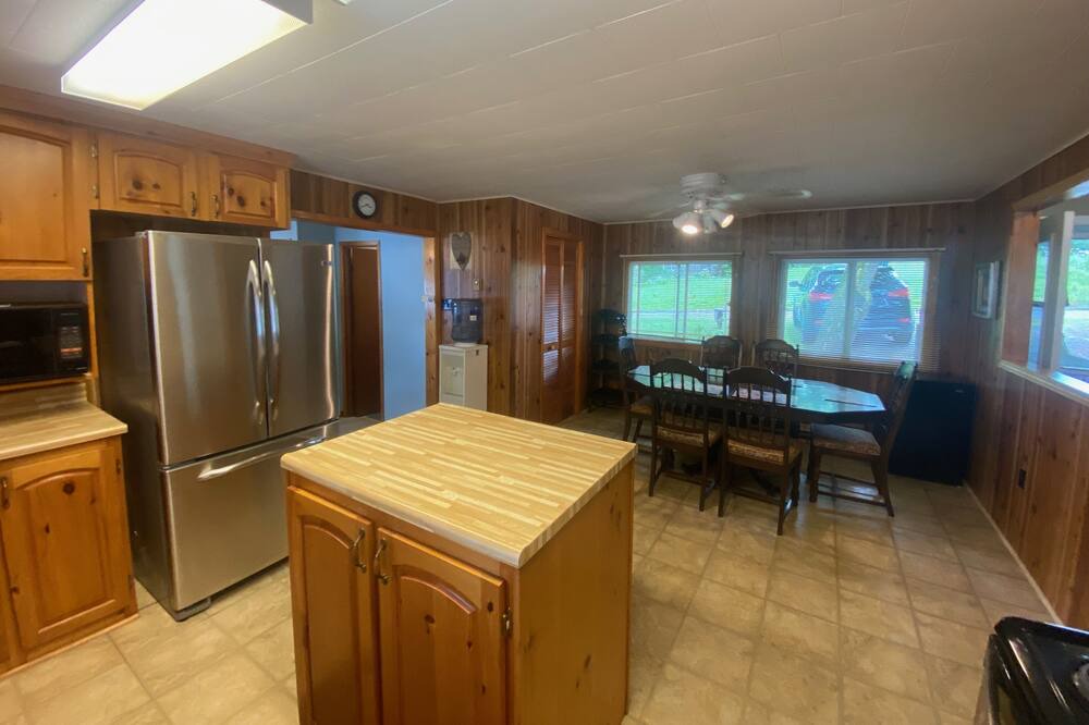 Photo of Kitchen in Whitewater Region