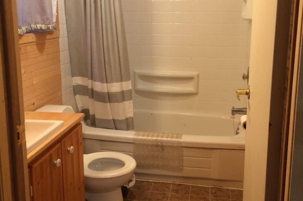 Photo of Bathroom in Bracebridge