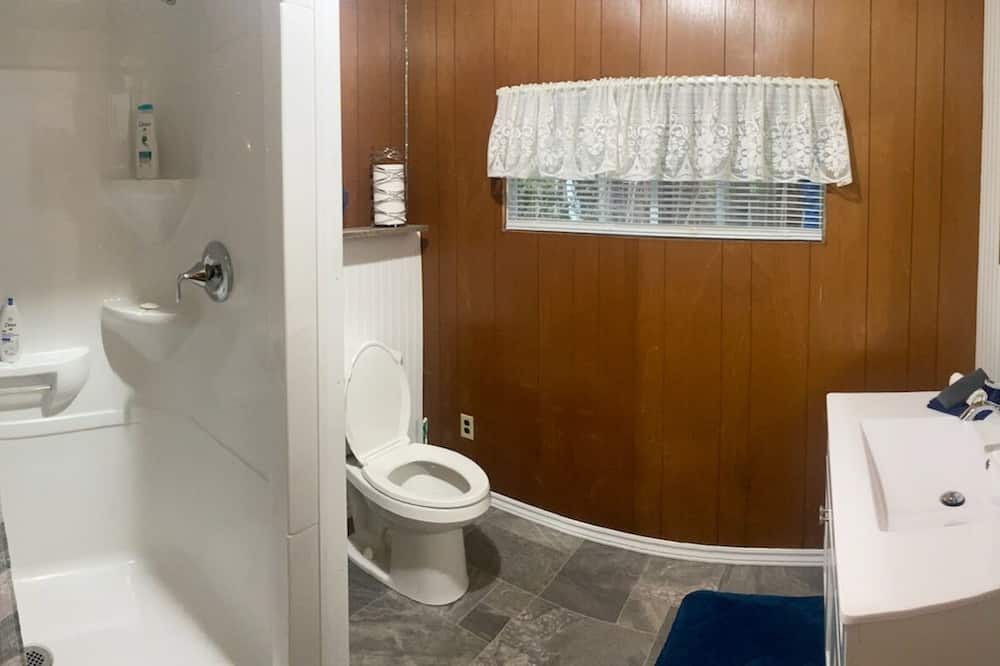 Photo of Bathroom in Manitoulin District