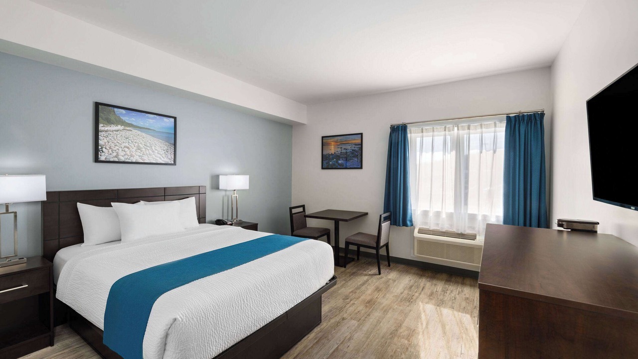 Photo of Bedroom in Marathon