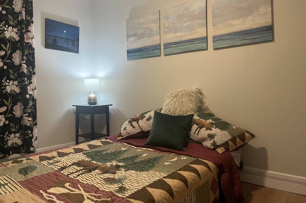 Photo of Bedroom in Smooth Rock Falls