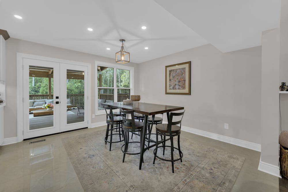Photo of Kitchen in Scugog