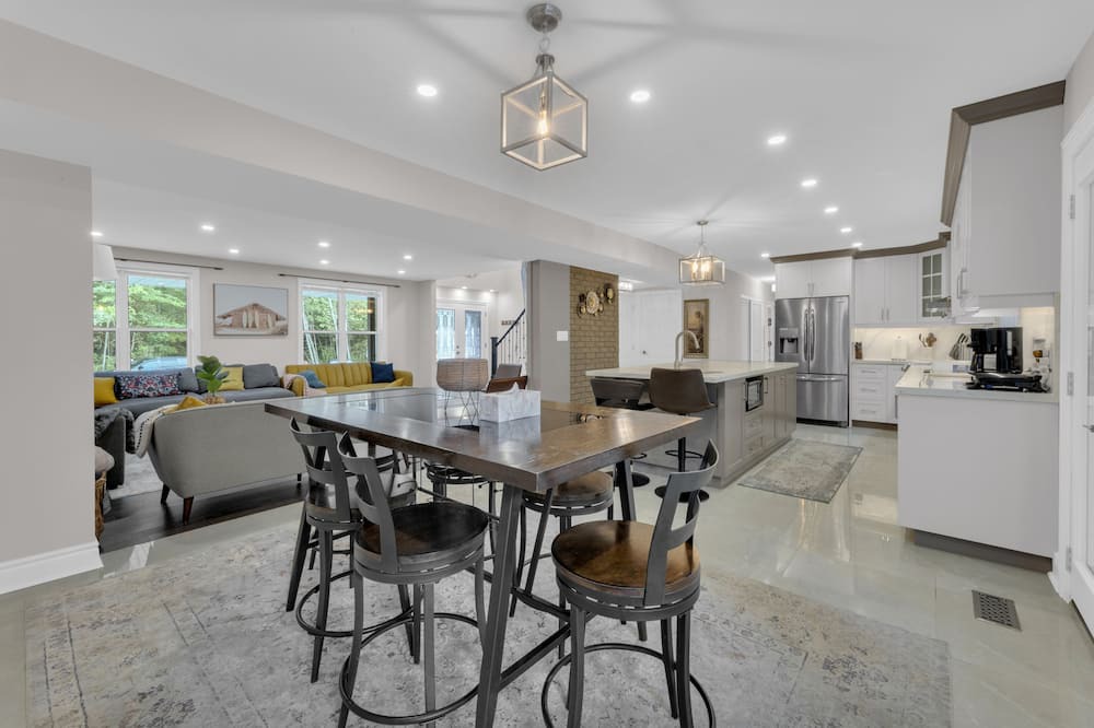 Photo of Kitchen in Scugog