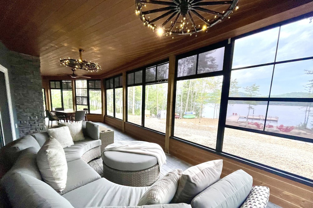 Photo of Livingroom in Madawaska Valley