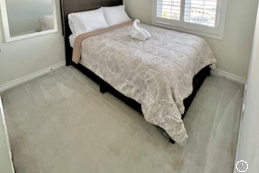 Photo of Bedroom in Winona