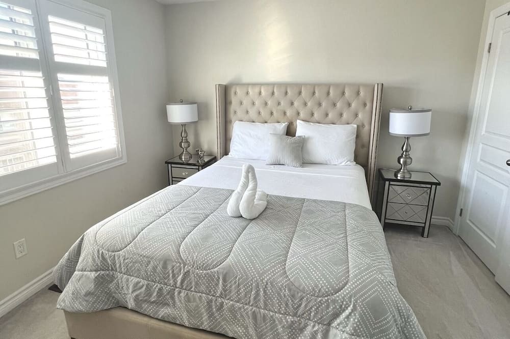 Photo of Bedroom in Winona