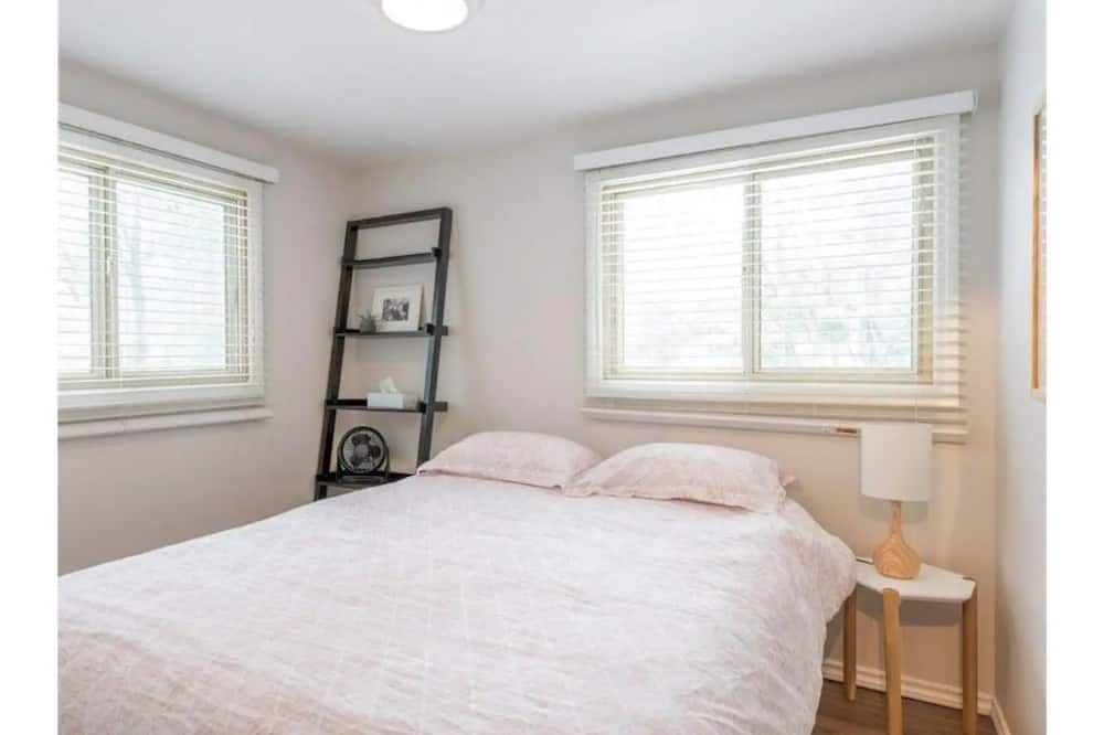 Photo of Bedroom in Selwyn