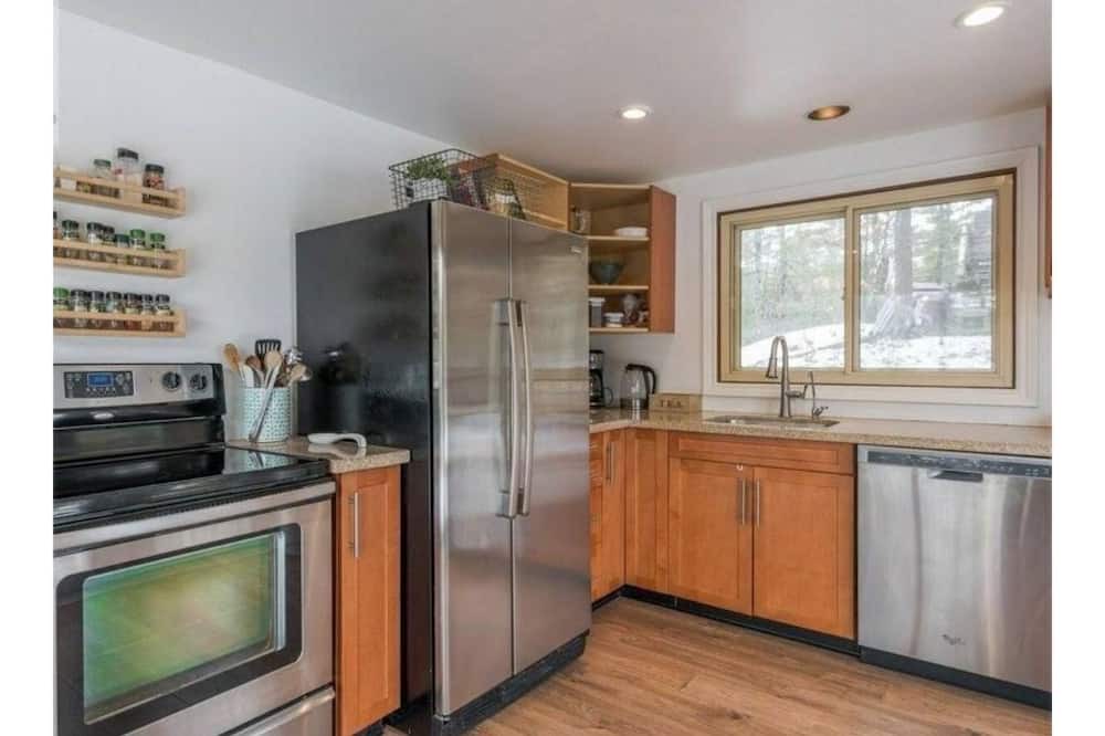 Photo of Kitchen in Selwyn
