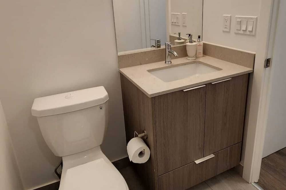 Photo of Bathroom in Henry Farm