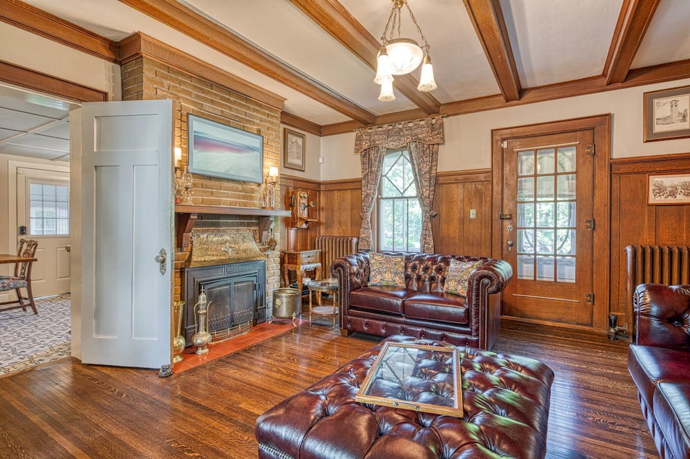 Photo of Livingroom in Simcoe