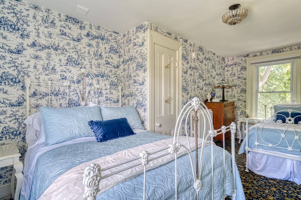 Photo of Bedroom in Simcoe