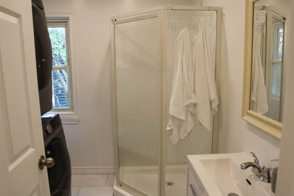 Photo of Bathroom in Marmora