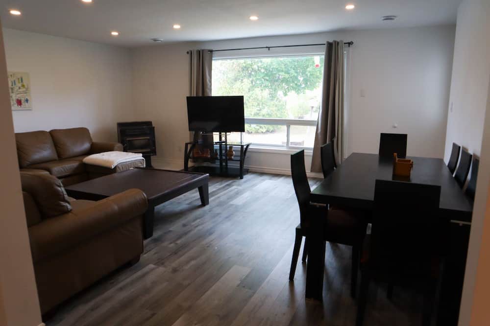 Photo of Livingroom in Marmora