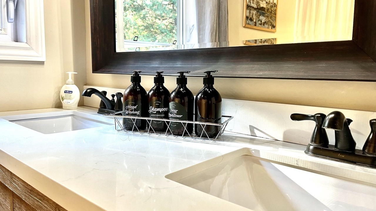 Photo of Kitchen in Lanark Highlands