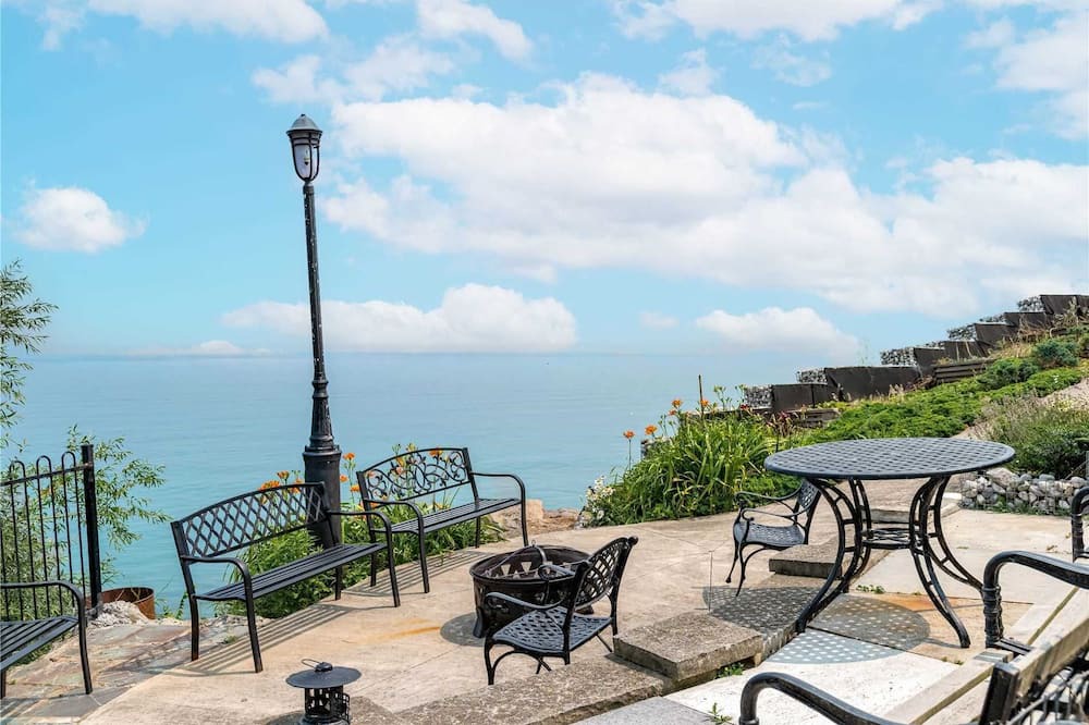Photo of Outdoor in Grimsby