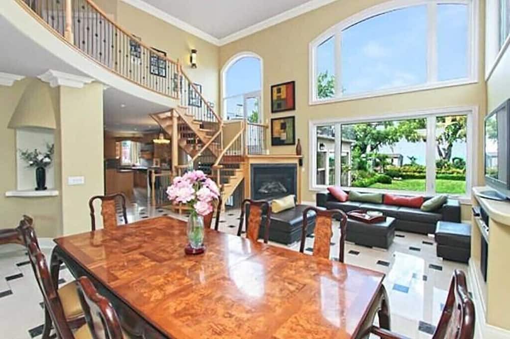 Photo of Kitchen in Grimsby