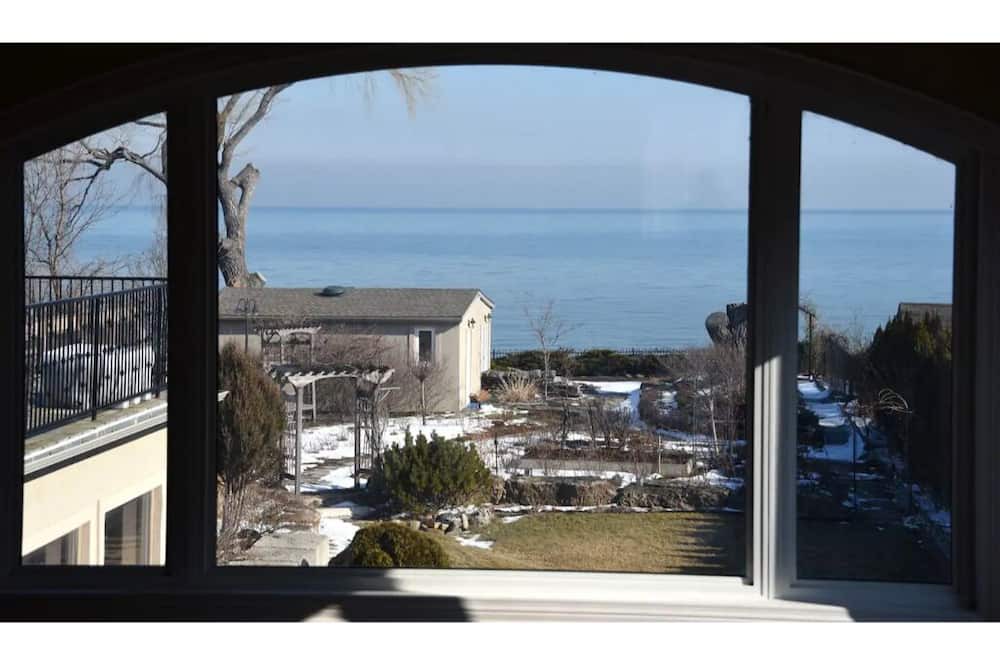 Photo of Patio Balcony in Grimsby