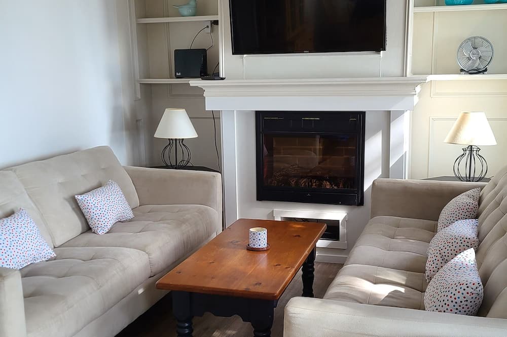 Photo of Livingroom in Selkirk