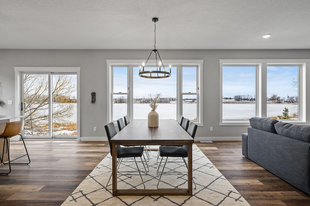 Photo of Livingroom in Albertville