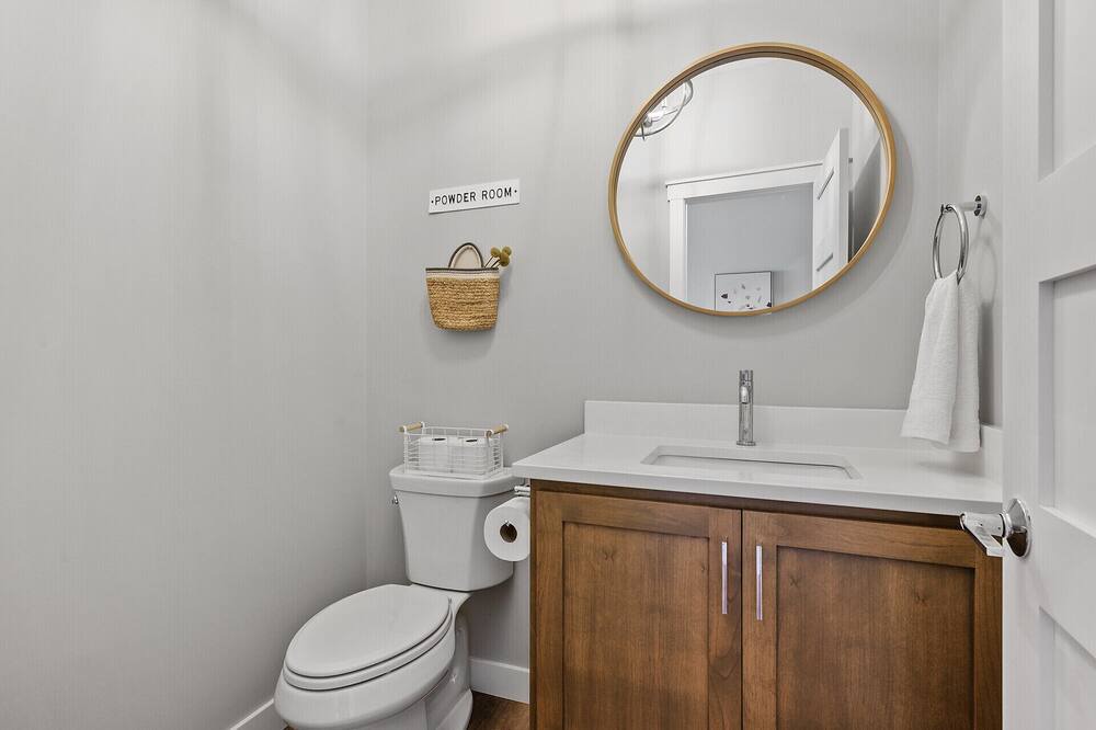 Photo of Bathroom in Albertville