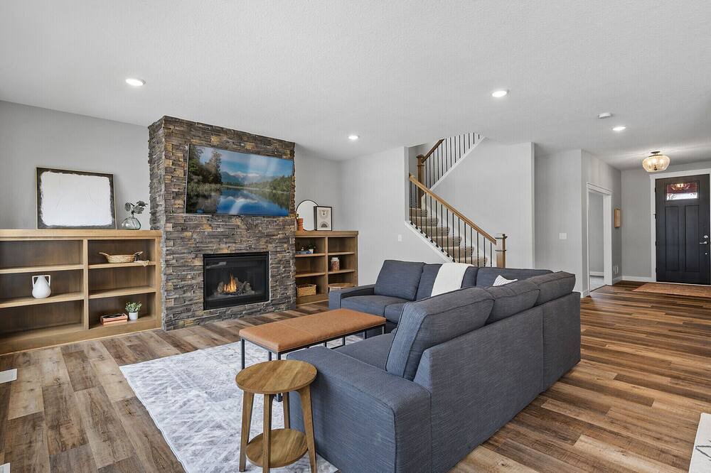 Photo of Livingroom in Albertville