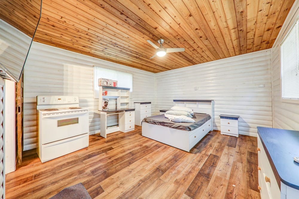 Photo of Bedroom in Rosedale