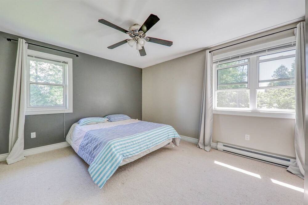 Photo of Bedroom in Rosedale