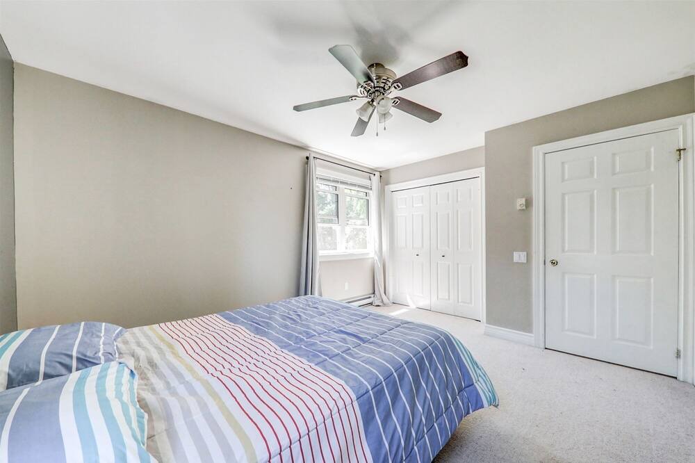 Photo of Bedroom in Rosedale