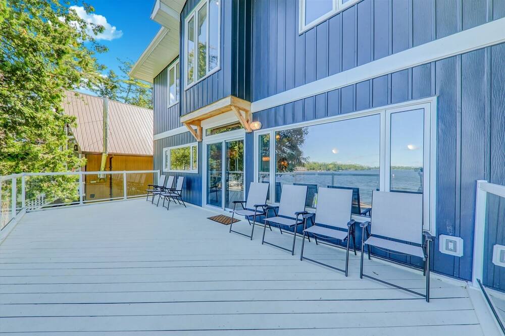 Photo of Outdoor in Rosedale