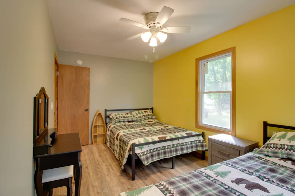 Photo of Bedroom in Watab