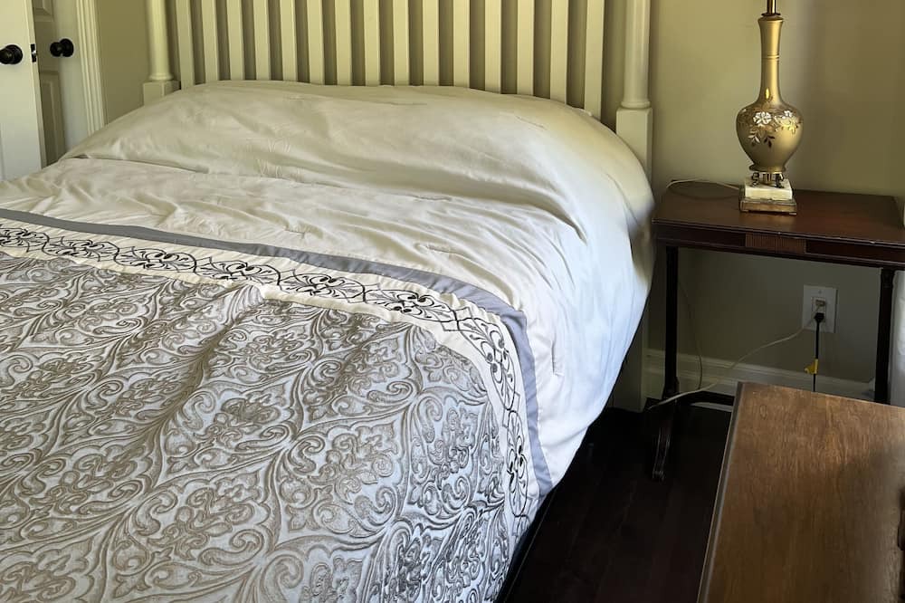 Photo of Bedroom in Magnetawan