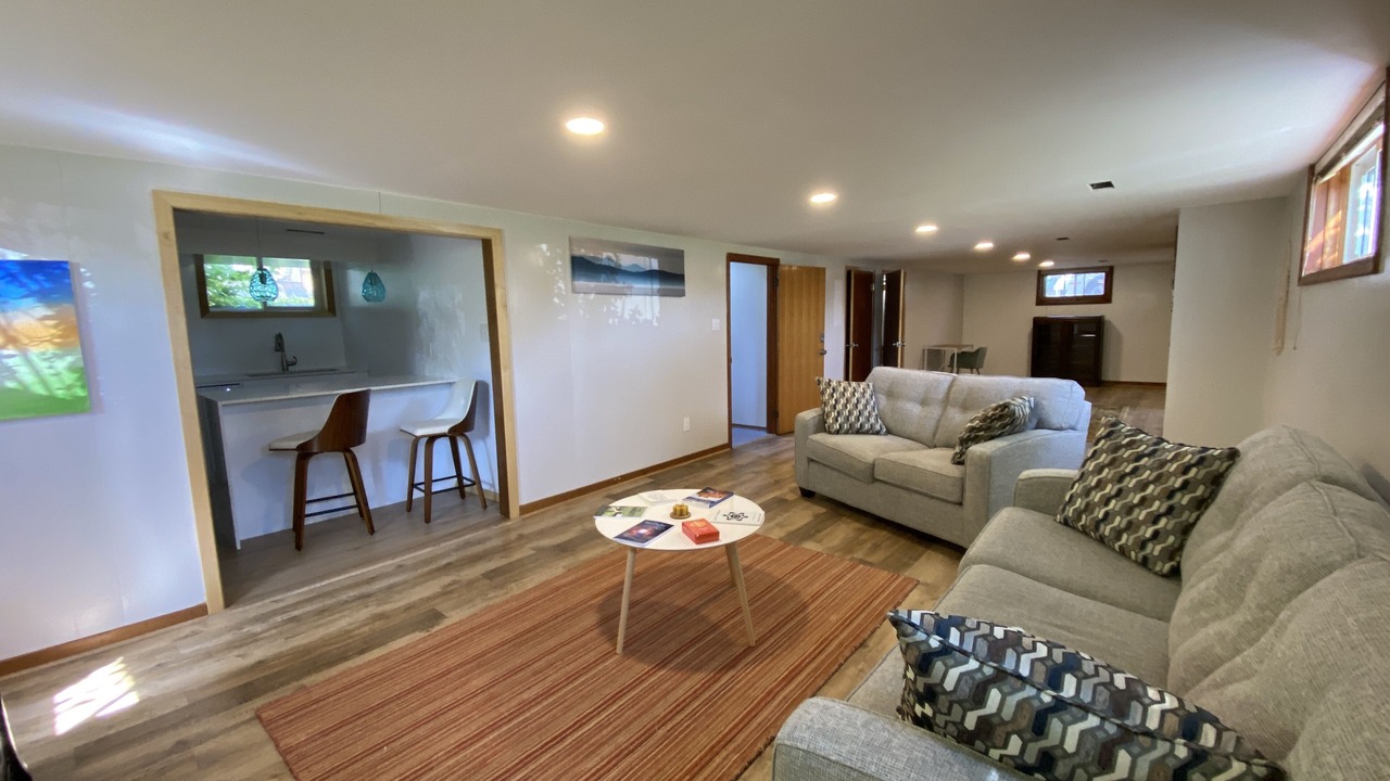 Photo of Livingroom in Sarnia
