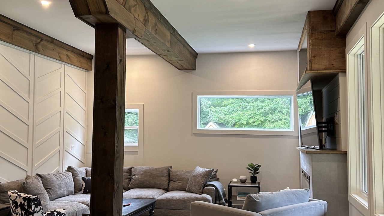 Photo of Livingroom in Flesherton