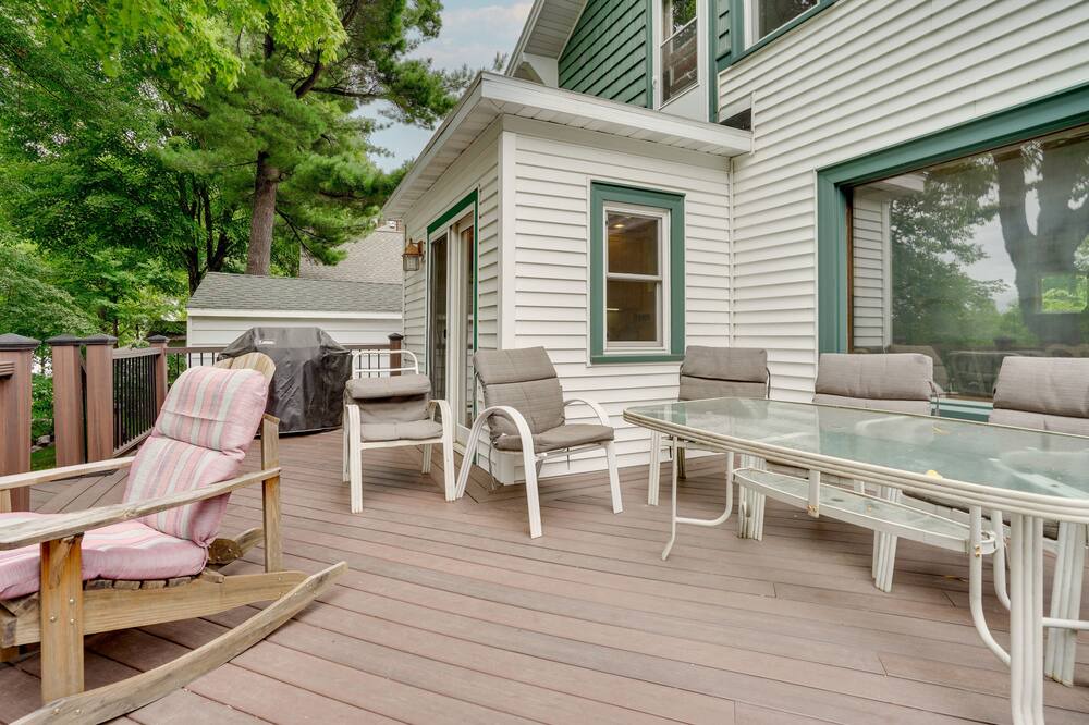Photo of Patio Balcony in Lindstrom
