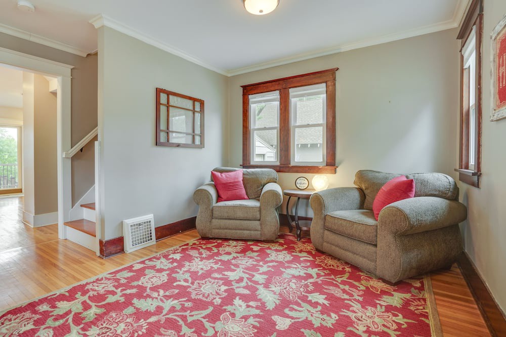 Photo of Livingroom in Lindstrom