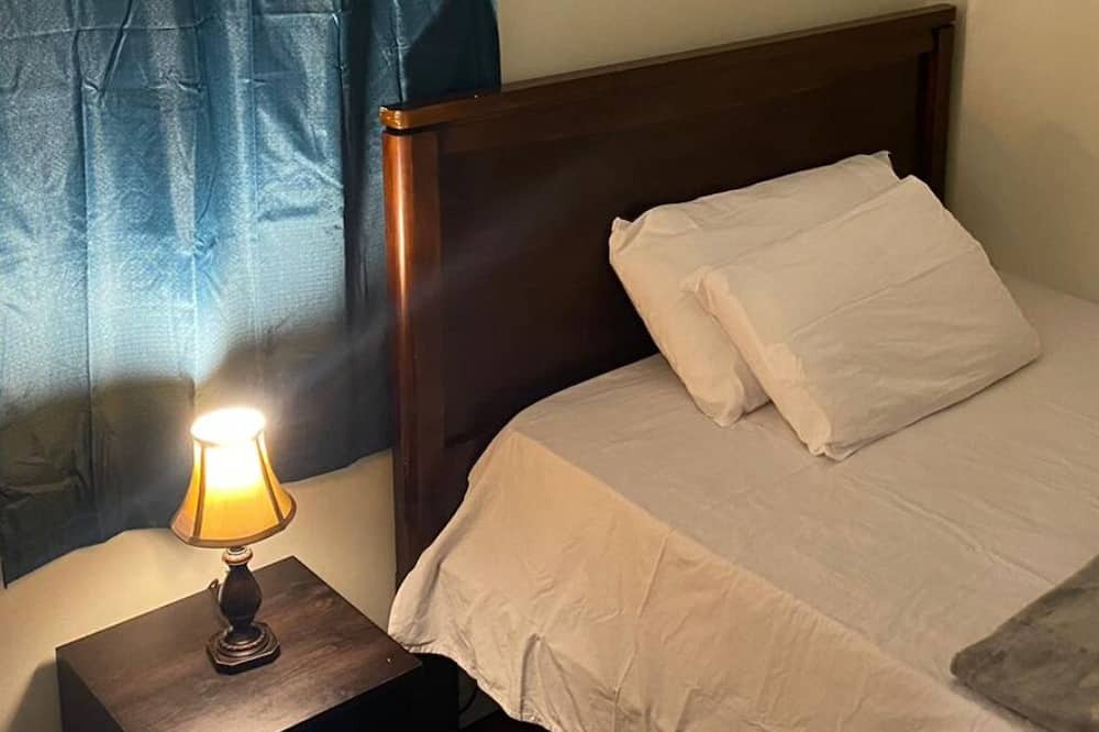 Photo of Bedroom in Meadowvale Village