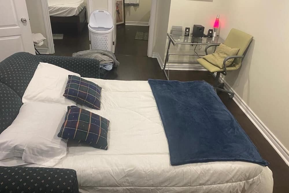 Photo of Bedroom in Meadowvale Village