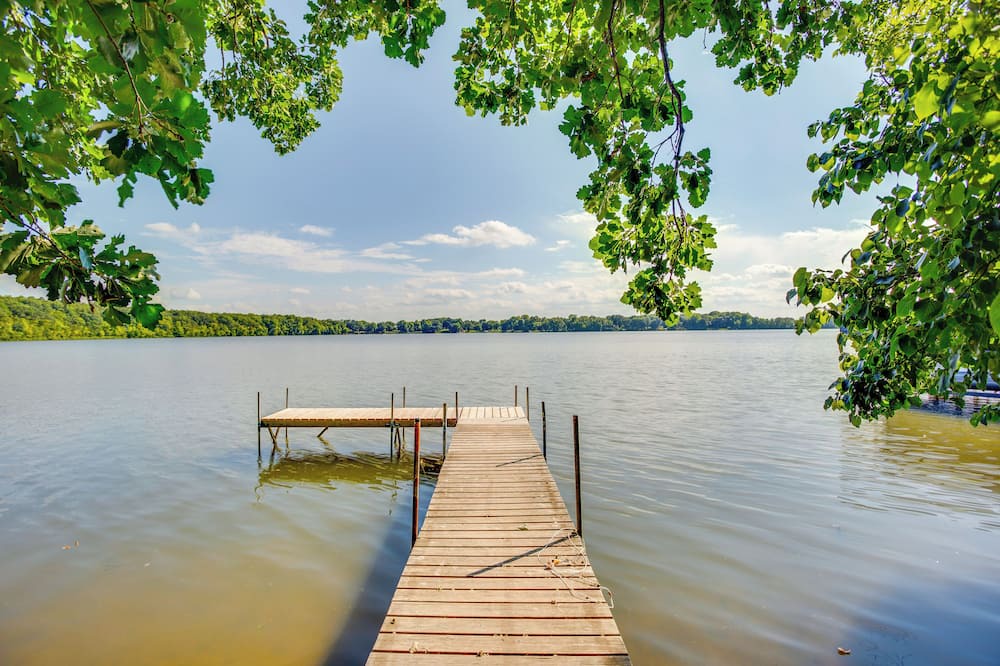 Photo of Outdoor in Maple Lake