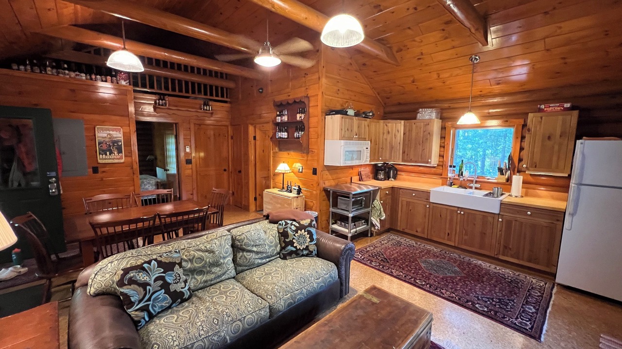 Photo of Livingroom in Pine County