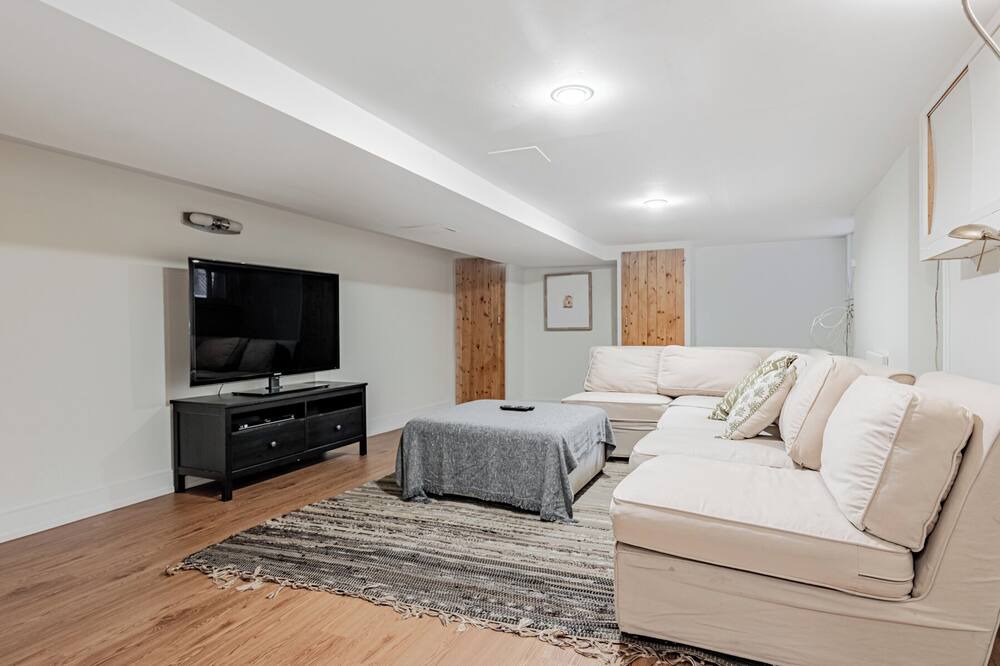 Photo of Livingroom in The Beach Triangle