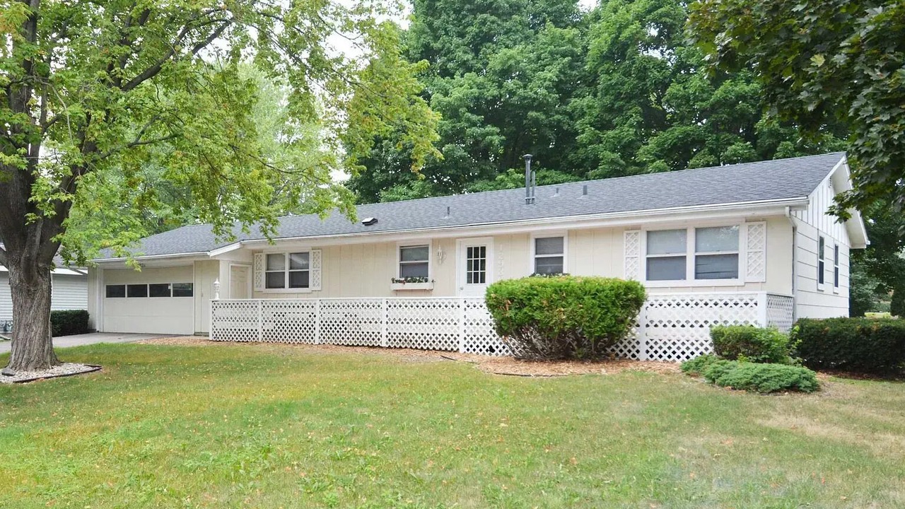 Photo of Outdoor in Burnsville